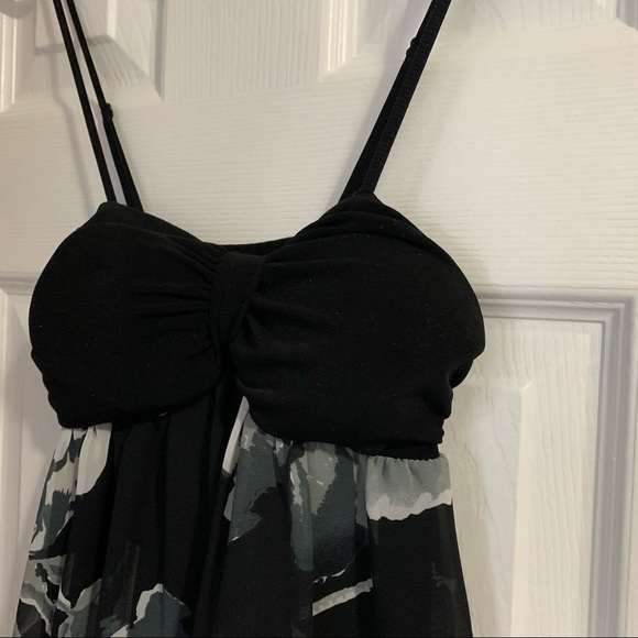 3 for $15 Suzy Shier Black & Grey Floral Dress - Picture 3 of 7